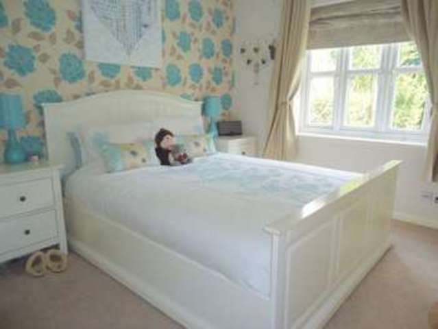  Image of 2 bedroom Property for sale in Leaford Crescent Watford WD24 at Leaford Crescent  Watford, WD24 5JF