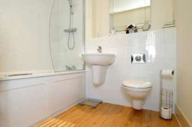 Image of 1 bedroom Flat for sale in Idsworth Court Basingstoke RG24 at Idsworth Court  Basingstoke, RG24 9RR