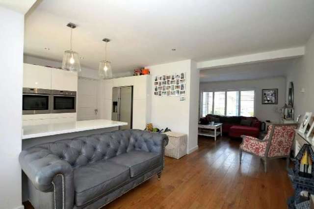  Image of 4 bedroom Semi-Detached house for sale in Longfields Ongar CM5 at Longfields  Chipping Ongar, CM5 9DF