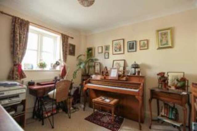  Image of 4 bedroom End of Terrace for sale in The Brambles Lostwithiel PL22 at Lostwithiel Cornwall Lostwithiel, PL22 0JU