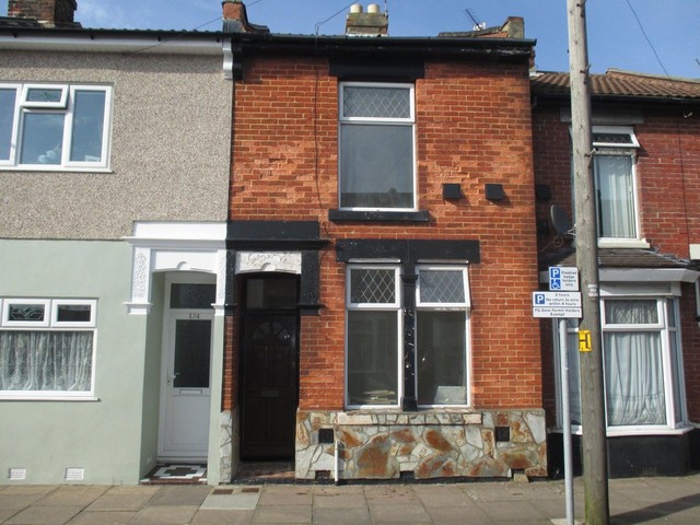  Image of 3 bedroom Terraced house for sale in Lower Derby Road Portsmouth PO2 at Lower Derby Road Stamshaw Portsmouth, PO2 8EY