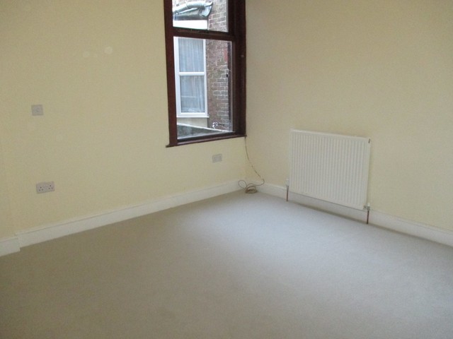  Image of 3 bedroom Terraced house for sale in Lower Derby Road Portsmouth PO2 at Lower Derby Road Stamshaw Portsmouth, PO2 8EY