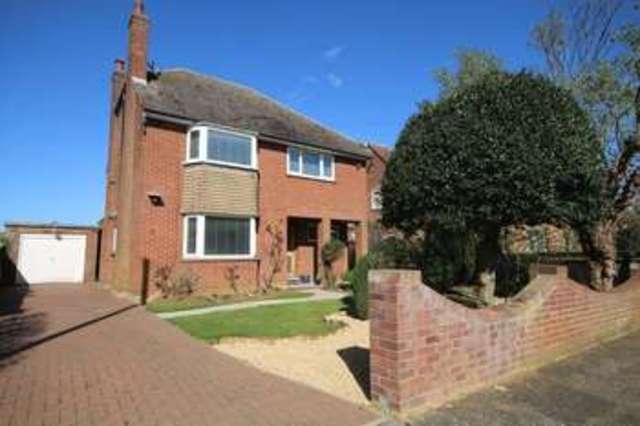  Image of 3 bedroom Detached house to rent in Lynton Close Ely CB6 at Lynton Close  Ely, CB6 1DJ