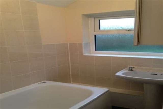  Image of 3 bedroom Bungalow to rent in Martinstown Martinstown Dorchester DT2 at Dorchester, DT2 9JQ