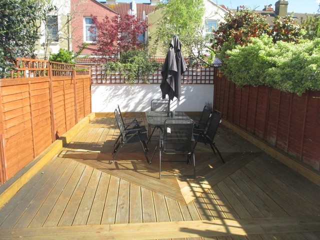  Image of 2 bedroom Terraced house for sale in Maxwell Road Southsea PO4 at Maxwell Road  Southsea, PO4 9DP