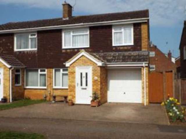  Image of Semi-Detached house for sale in Meadow Road Toddington Dunstable LU5 at Toddington Dunstable Toddington, LU5 6BB