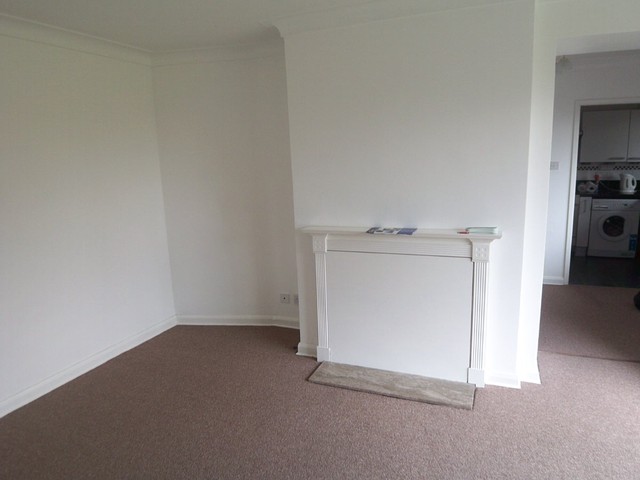  Image of 2 bedroom Maisonette to rent in Merrywood Park Reigate RH2 at Reigate, RH2 9PA