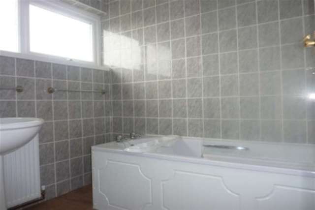  Image of 3 bedroom Detached house to rent in Midway Drive Truro TR1 at Truro, TR1 1NQ