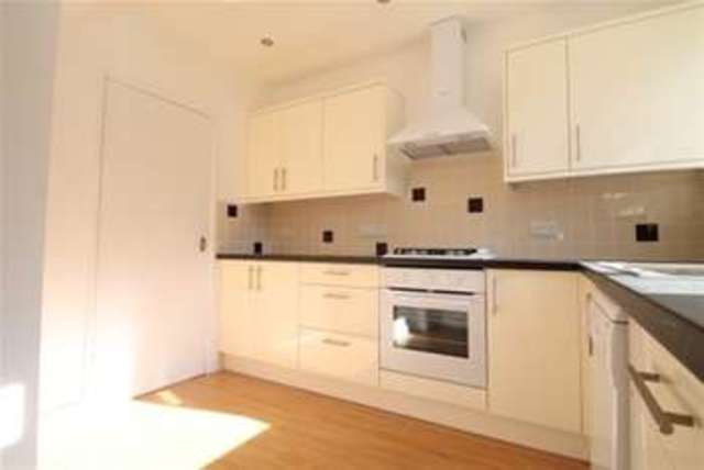 Image of 3 bedroom Detached house to rent in Mitchley Hill South Croydon CR2 at South Croydon, CR2 9HG