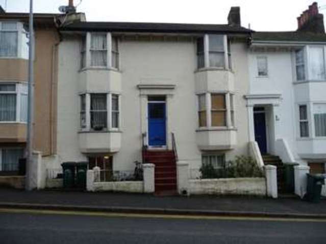  Image of Flat to rent in New England Road Brighton BN1 at New England Road  Brighton, BN1 3TU