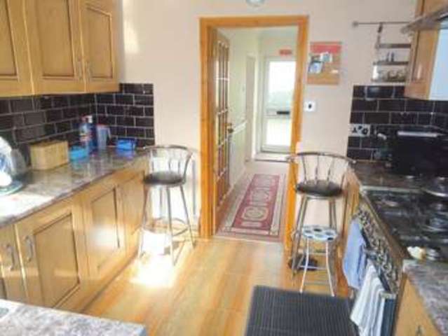  Image of 5 bedroom Semi-Detached house for sale in New Park Drive Hemel Hempstead Industrial Estate Hemel Hempstead HP2 at New Park Drive  Hemel Hempstead, HP2 4QL