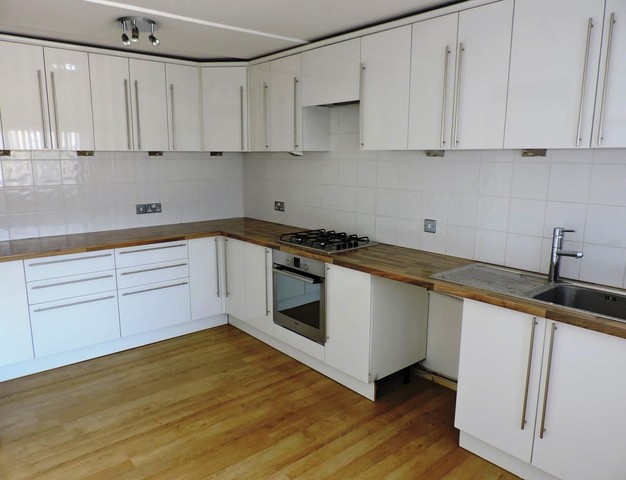  Image of 3 bedroom Detached house to rent in Newhaven Street Brighton BN2 at Brighton, BN2 9NR