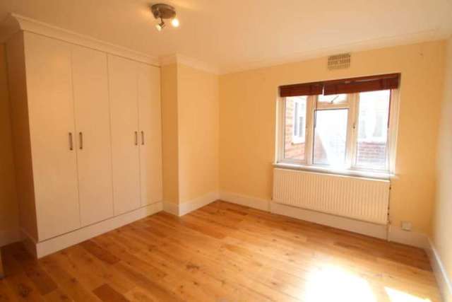  Image of 2 bedroom Flat to rent in North End Road London W14 at North End Road West Kensington London, W14 9EX