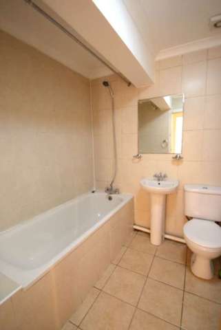  Image of 2 bedroom Flat to rent in North End Road London W14 at North End Road West Kensington London, W14 9EX