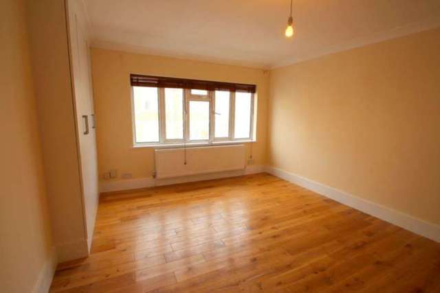  Image of 2 bedroom Flat to rent in North End Road London W14 at North End Road West Kensington London, W14 9EX