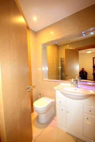  Image of 2 bedroom Flat to rent in North End Road London W14 at North End Road West Kensington London, W14 9EX