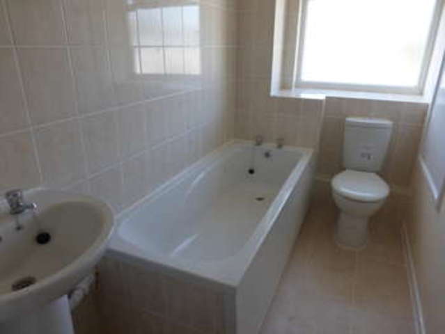  Image of 3 bedroom Terraced house for sale in Oak Bank New Addington Croydon CR0 at New Addington Croydon New Addington, CR0 9EB