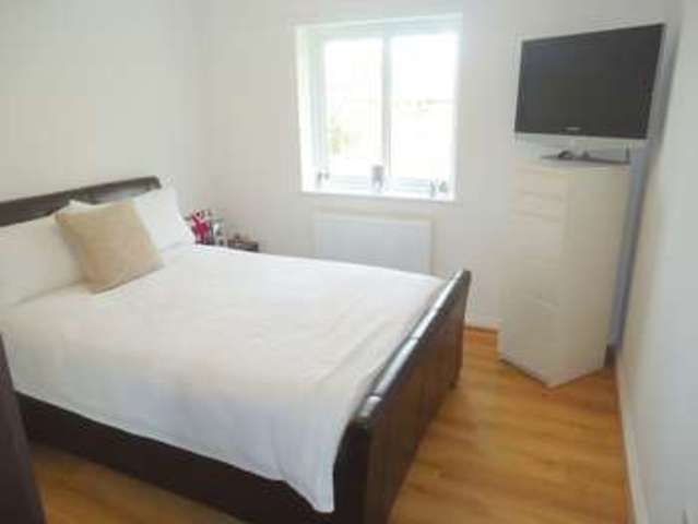  Image of 2 bedroom Flat for sale in Oatridge Gardens Hemel Hempstead Industrial Estate Hemel Hempstead HP2 at Oatridge Gardens  Hemel Hempstead, HP2 4FG