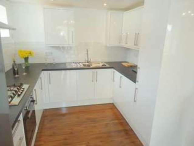  Image of 2 bedroom Flat for sale in Oatridge Gardens Hemel Hempstead Industrial Estate Hemel Hempstead HP2 at Oatridge Gardens  Hemel Hempstead, HP2 4FG