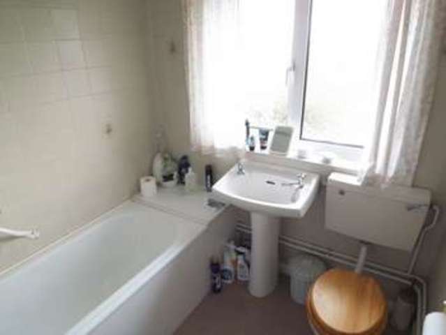  Image of 3 bedroom Semi-Detached house for sale in Orchard Crescent Tuxford Newark NG22 at Orchard Crescent Tuxford Newark, NG22 0LU