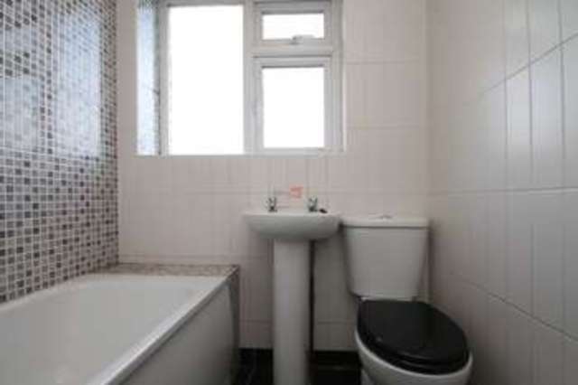  Image of 3 bedroom Semi-Detached house to rent in Pattens Lane Chatham ME4 at Pattens Lane  Chatham, ME4 6JR
