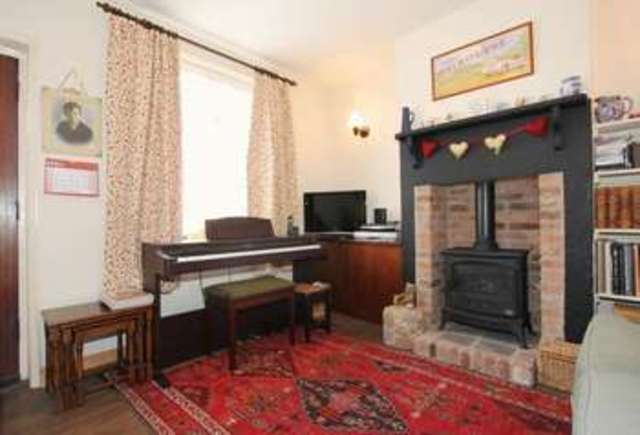  Image of 2 bedroom Terraced house for sale in Potter Street Melbourne Derby DE73 at Potter Street  Melbourne, DE73 8DW