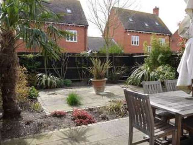  Image of 3 bedroom Detached house for sale in Prince Rupert Drive Aylesbury HP19 at Prince Rupert Drive  Aylesbury, HP19 9RA