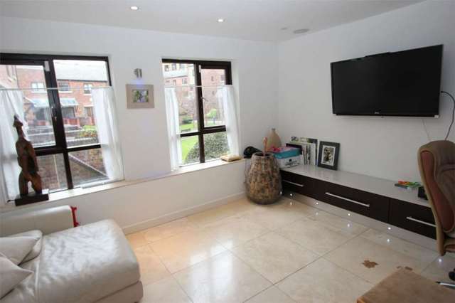  Image of 3 bedroom Detached house to rent in Prospect Place Wapping Wall London E1W at Wapping Hall Wapping London, E1W 3TJ