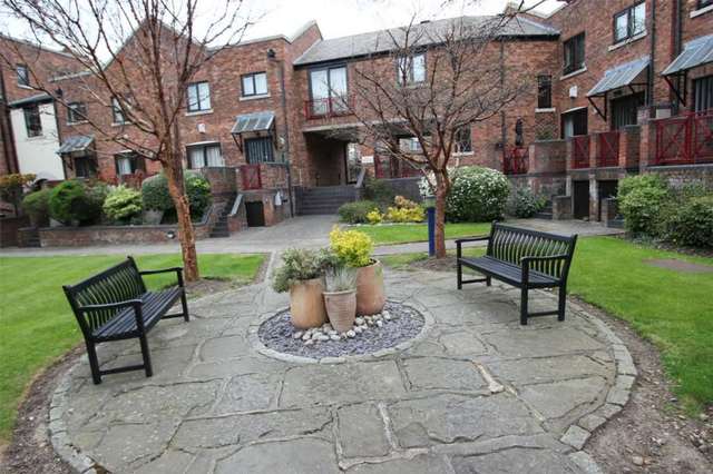  Image of 3 bedroom Detached house to rent in Prospect Place Wapping Wall London E1W at Wapping Hall Wapping London, E1W 3TJ