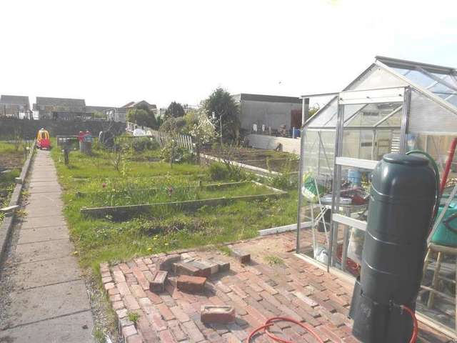  Image of 3 bedroom Town House for sale in Queens Avenue Porthcawl CF36 at Porthcawl  Porthcawl, CF36 5HP