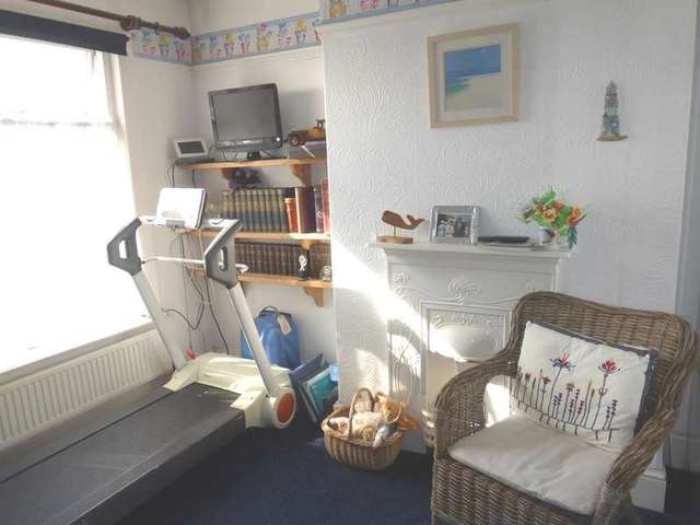  Image of 3 bedroom Town House for sale in Queens Avenue Porthcawl CF36 at Porthcawl  Porthcawl, CF36 5HP