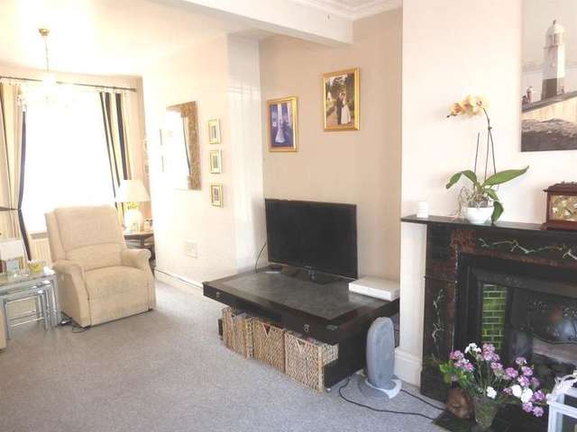  Image of 3 bedroom Town House for sale in Queens Avenue Porthcawl CF36 at Porthcawl  Porthcawl, CF36 5HP
