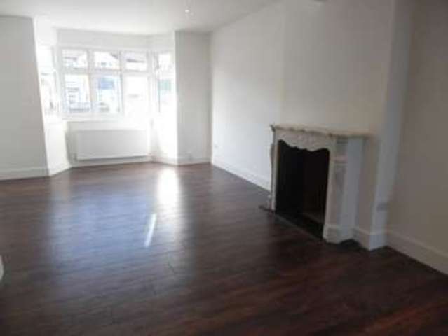  Image of 3 bedroom Detached house to rent in Queens Road London SW19 at Queens Road  London, SW19 8NS