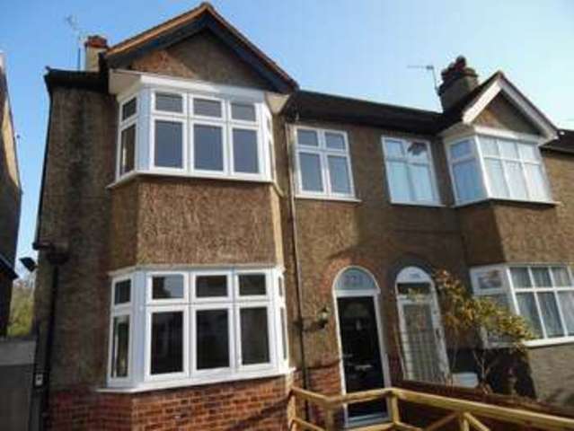  Image of 3 bedroom Detached house to rent in Queens Road London SW19 at Queens Road  London, SW19 8NS