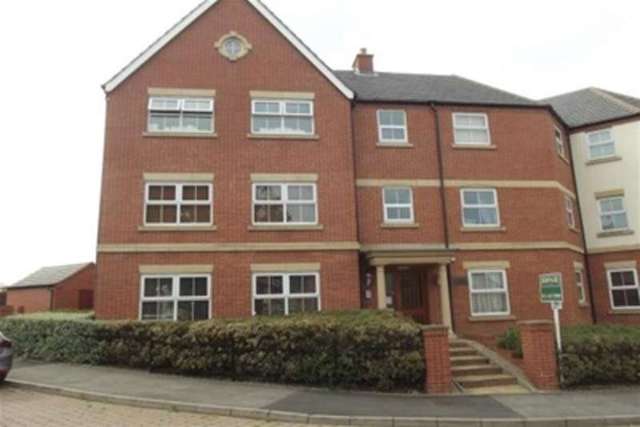  Image of 2 bedroom Flat to rent in Ratcliffe Avenue Birmingham B30 at Birmingham, B30 3NZ