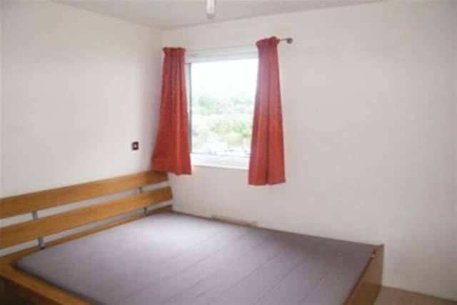  Image of 1 bedroom Flat to rent in Victoria Wharf Watkiss Way Cardiff CF11 at Cardiff, CF11 0SD