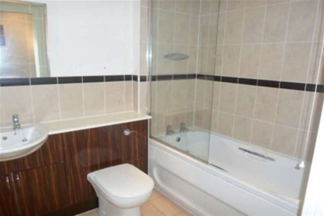  Image of 1 bedroom Flat to rent in Victoria Wharf Watkiss Way Cardiff CF11 at Cardiff, CF11 0SD