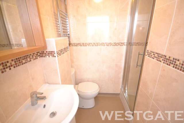  Image of 1 bedroom House Share to rent in Northumberland Avenue Reading RG2 at Northumberland Avenue Reading Reading, RG2 7PN