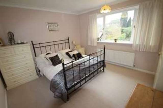  Image of 4 bedroom Detached house to rent in Rugby Close Newcastle-under-Lyme ST5 at Rugby Close Westlands Newcastle, ST5 3JN