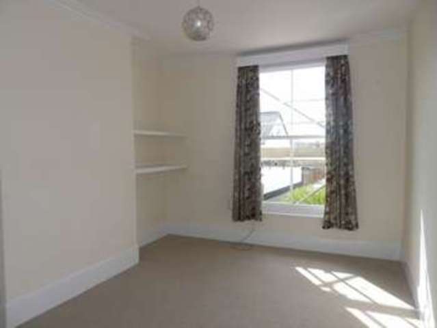  Image of 1 bedroom Flat to rent in Cambridge Terrace Salcombe Road Sidmouth EX10 at Salcombe Road  Sidmouth, EX10 8PL