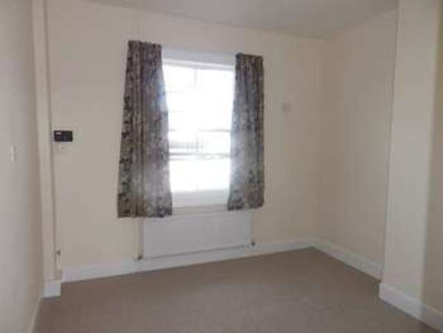  Image of 1 bedroom Flat to rent in Cambridge Terrace Salcombe Road Sidmouth EX10 at Salcombe Road  Sidmouth, EX10 8PL