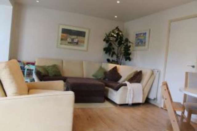 Image of Detached house for sale in Sandfield Road Stratford-upon-Avon CV37 at Stratford-upon-Avon Warwickshire Stratford upon Avon, CV37 9AG