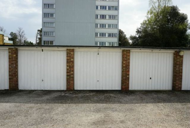  Image of 2 bedroom Flat for sale in Sandrock Road Tunbridge Wells TN2 at Sandrock Road  Tunbridge Wells, TN2 3PU
