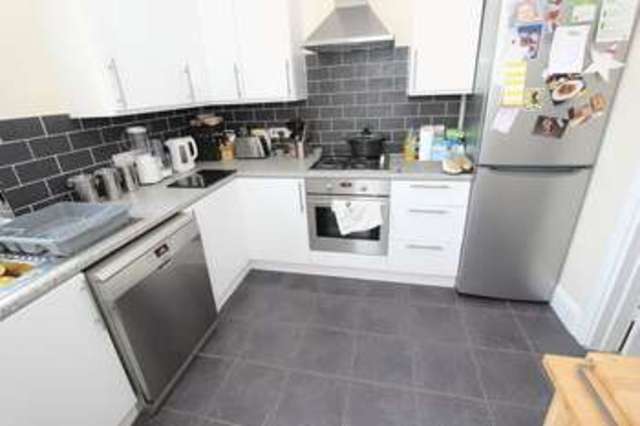  Image of 3 bedroom Terraced house for sale in Clarendon Road Southampton SO16 at Clarendon Road Shirley Southampton, SO16 4GE