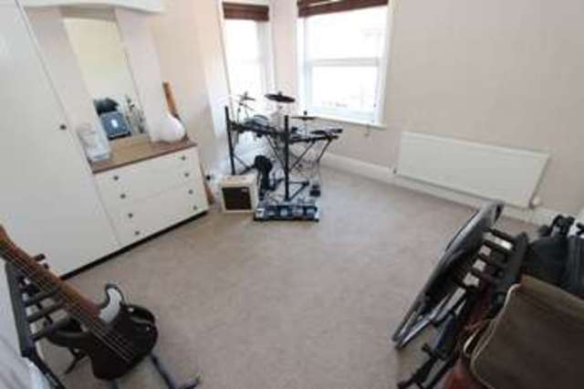  Image of 3 bedroom Semi-Detached house for sale in Newlands Avenue Shirley Southampton SO15 at Newlands Avenue Shirley Southampton, SO15 5EQ