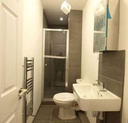  Image of 2 bedroom Flat to rent in Shoreditch High Street London E1 at Shoreditch High Street  London, E1 6JE