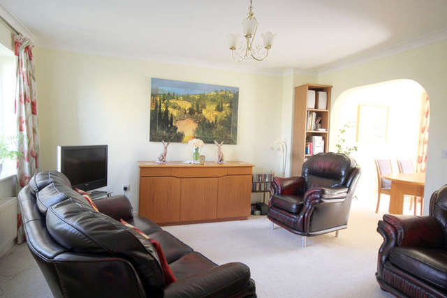  Image of 3 bedroom Semi-Detached house for sale in Siskin Close Royston SG8 at Royston Hertfordshire, SG8 7XX