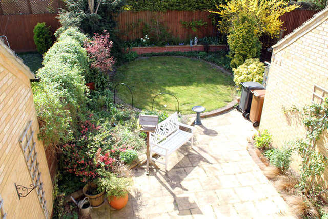  Image of 3 bedroom Semi-Detached house for sale in Siskin Close Royston SG8 at Royston Hertfordshire, SG8 7XX