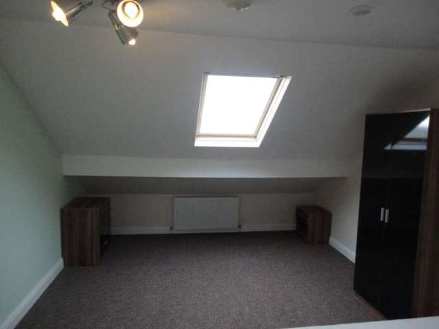  Image of 1 bedroom Flat to rent in Smith Street Coventry CV6 at Foleshill Coventry Radford, CV6 5EL