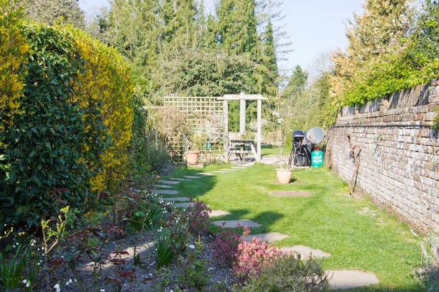  Image of 3 bedroom Cottage for sale in South Hill Droxford Southampton SO32 at Droxford Southampton Hampshire, SO32 3PB